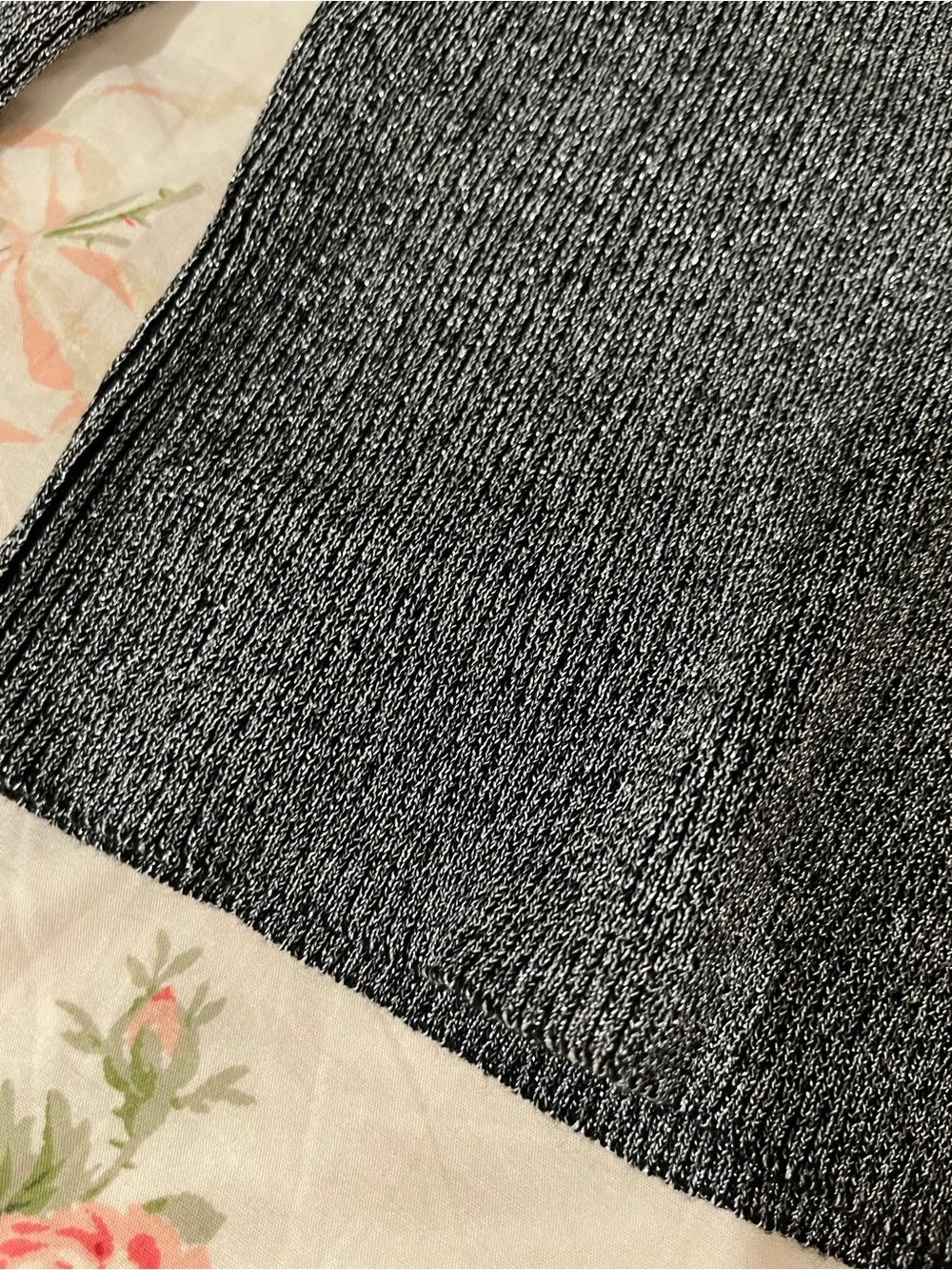 Zara Ribbed Metallic Long-Sleeve Crop Top - Gray size small